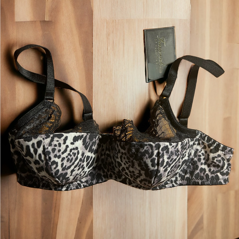 Fredericks of Hollywood Snow Leopard and Lace Angelina Bra